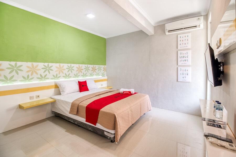 Reddoorz Near Malioboro Tugu Station Jogja Hotel Jogjakarta Buitenkant foto